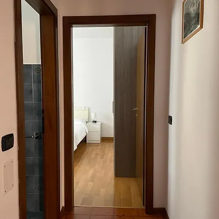 Spazioso Con 3 Da Letto