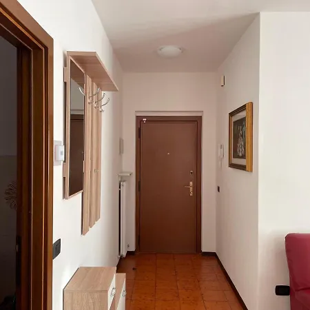 Apartment Spazioso Con 3 Da Letto *