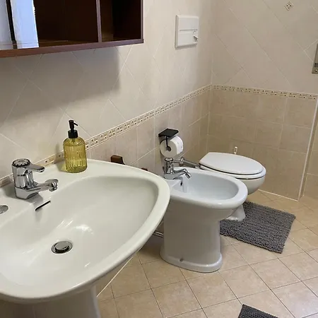 Apartment Spazioso Con 3 Da Letto *