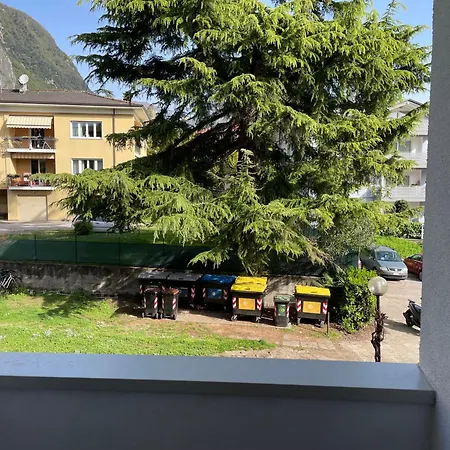 Spazioso Con 3 Da Letto Apartment